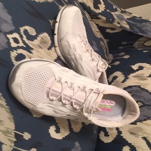 Skechers Air-Cooled Memory Foam